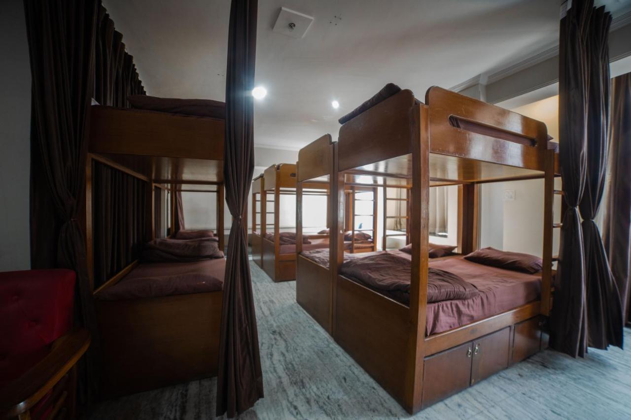 Pearl Courtyard Dormitory Varanasi Eksteriør bilde
