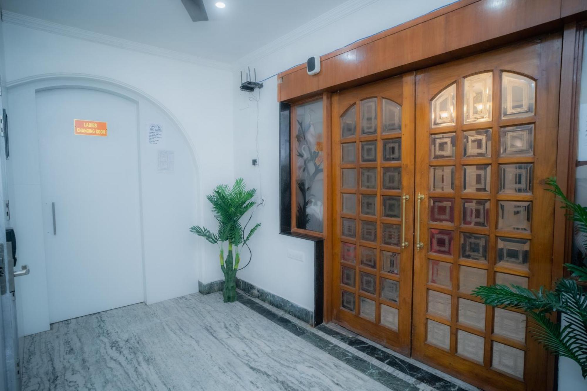 Pearl Courtyard Dormitory Varanasi Eksteriør bilde